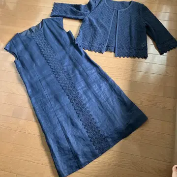 가격 인하 새상품급 두클라쎄 셋업 레이스 무늬 린넨 네이비