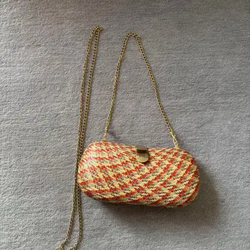 [ 가격 인하 중 ] 롤랜드 클러치백