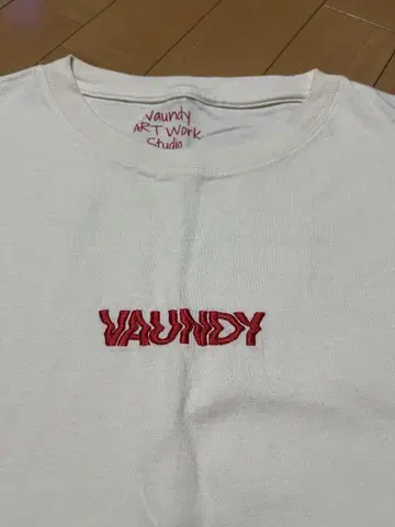 Vaundy 자수 로고 티셔츠 M