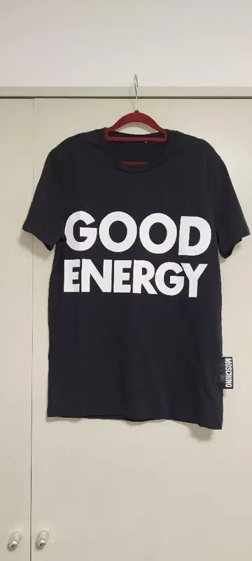 GOOD ENERGY 티셔츠 블랙