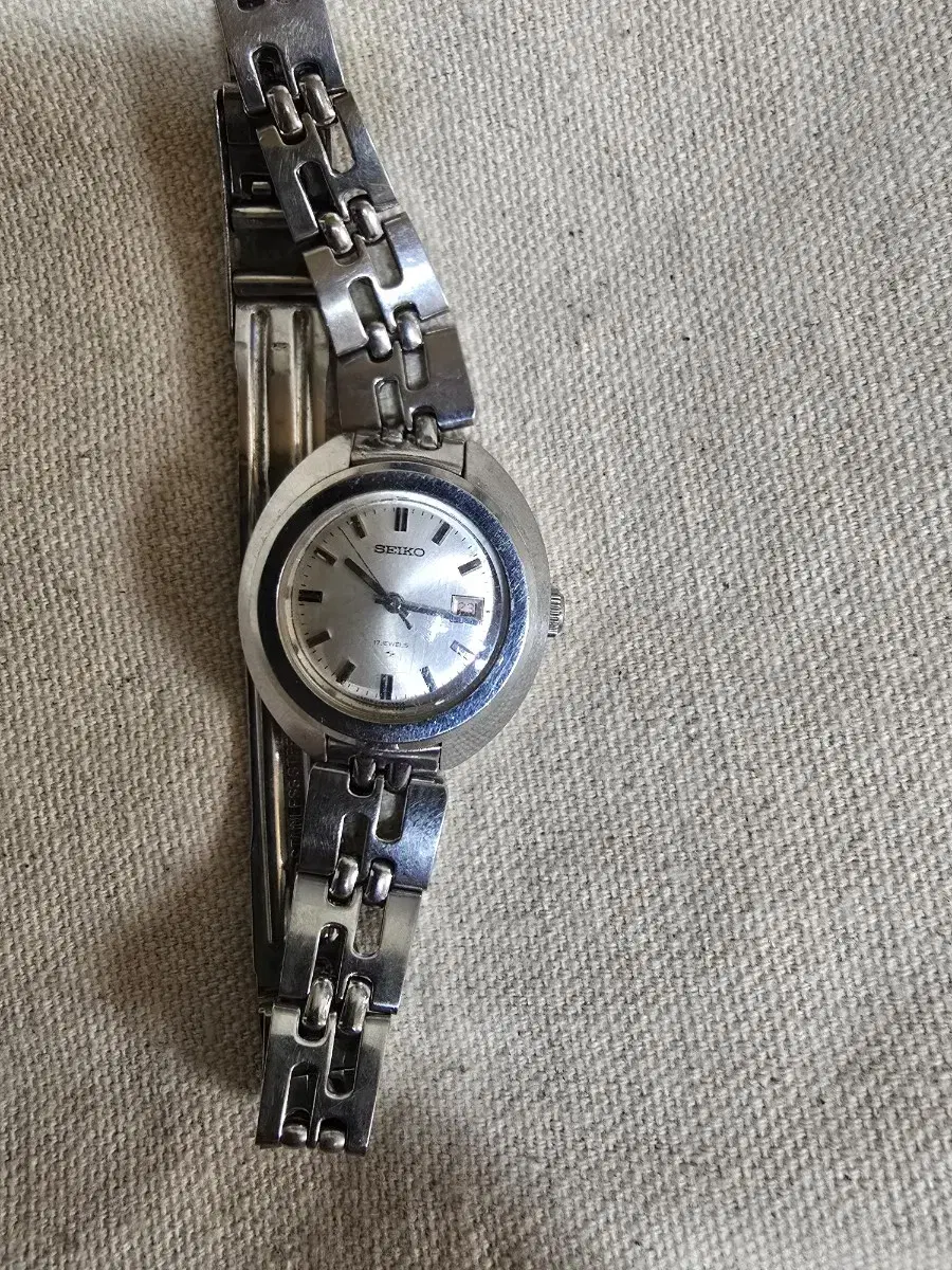 Seiko vintage women's watch