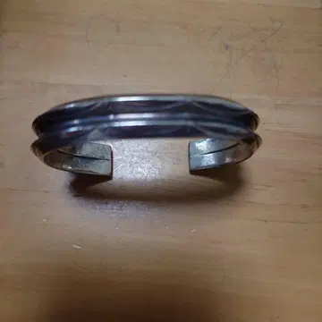 래리 스미스 뱅글