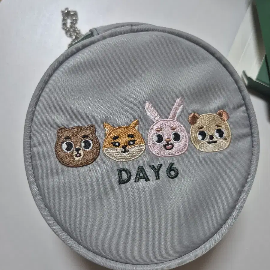 DAY6 | 데이식스 DAY6 Japan Goods Pouch on Bunjang Global Site.
