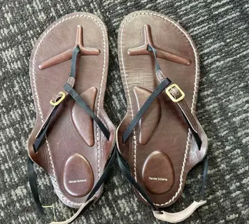 핸더 스킴 hender schema device strap 샌들