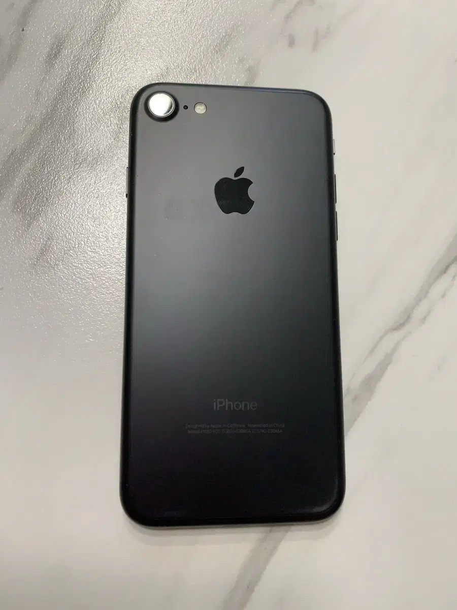 아이폰7 매트블랙 128GB A급
