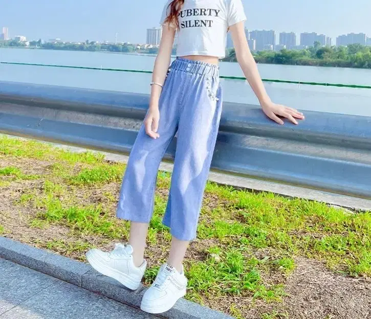 여아 여름 얇은 바지 160