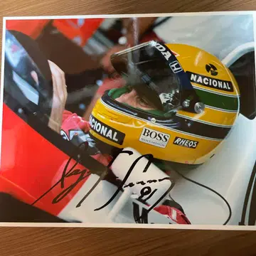 아이르톤 세나 친필 사인 포함 F1 사진