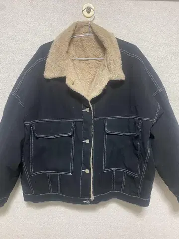 뒷면 퍼가 있는 데님 블루종 데님 자켓 블랙