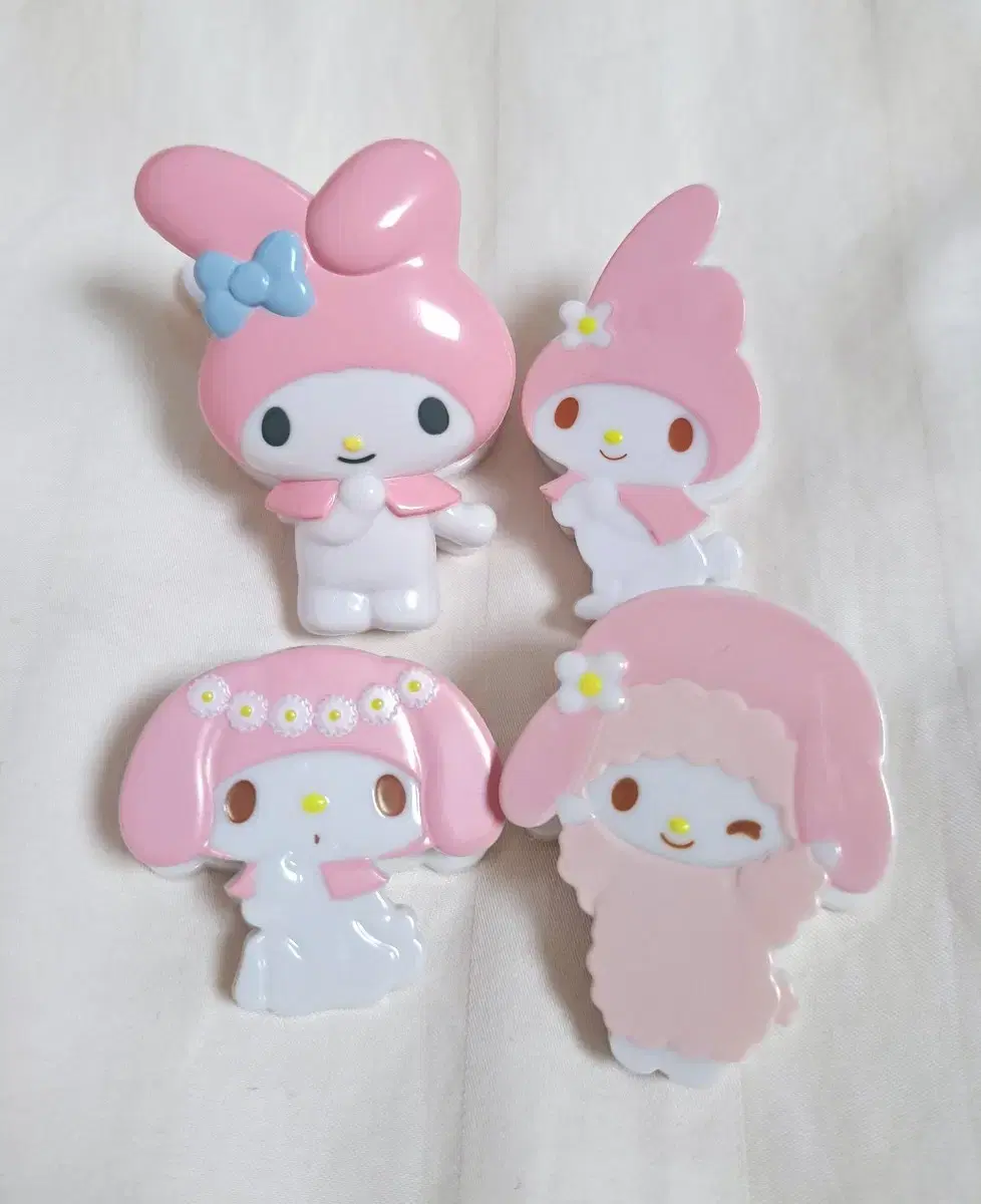 Sanrio Vintage My Melody Piano Clip
