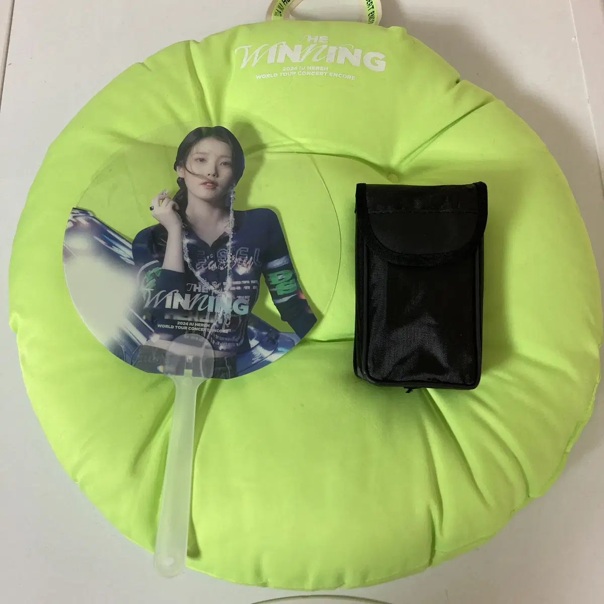 Iu The Winning Concert Seoil Concert reverse jo (Cushion telescope fan can be sold separately)