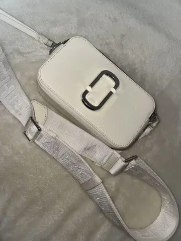 THE MARC JACOBS 숄더백 화이트