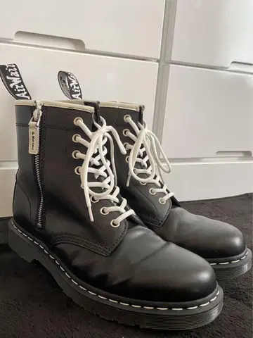 닥터 마틴 1460 ZIPPED HDW 8 홀 부츠 USED