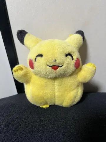 포켓몬 피카츄 반자이 봉제 인형 웃는 얼굴 초기 TOMY 타카라토미
