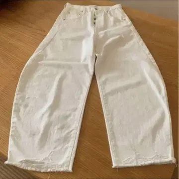 가격 인하! 윔 가젯 화이트 커브 팬츠
