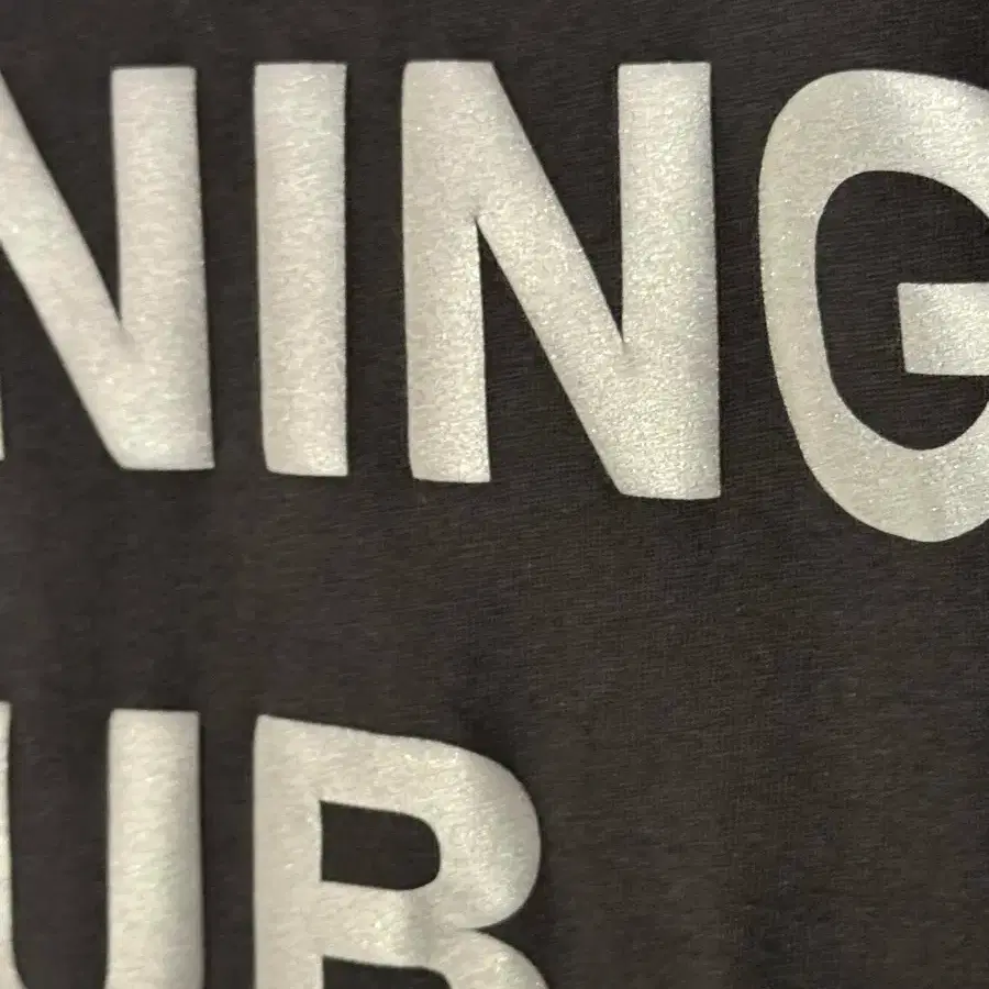 UVU Training Club T-shirt XL #uvu,#uvu티셔츠 on Bunjang Global Site.