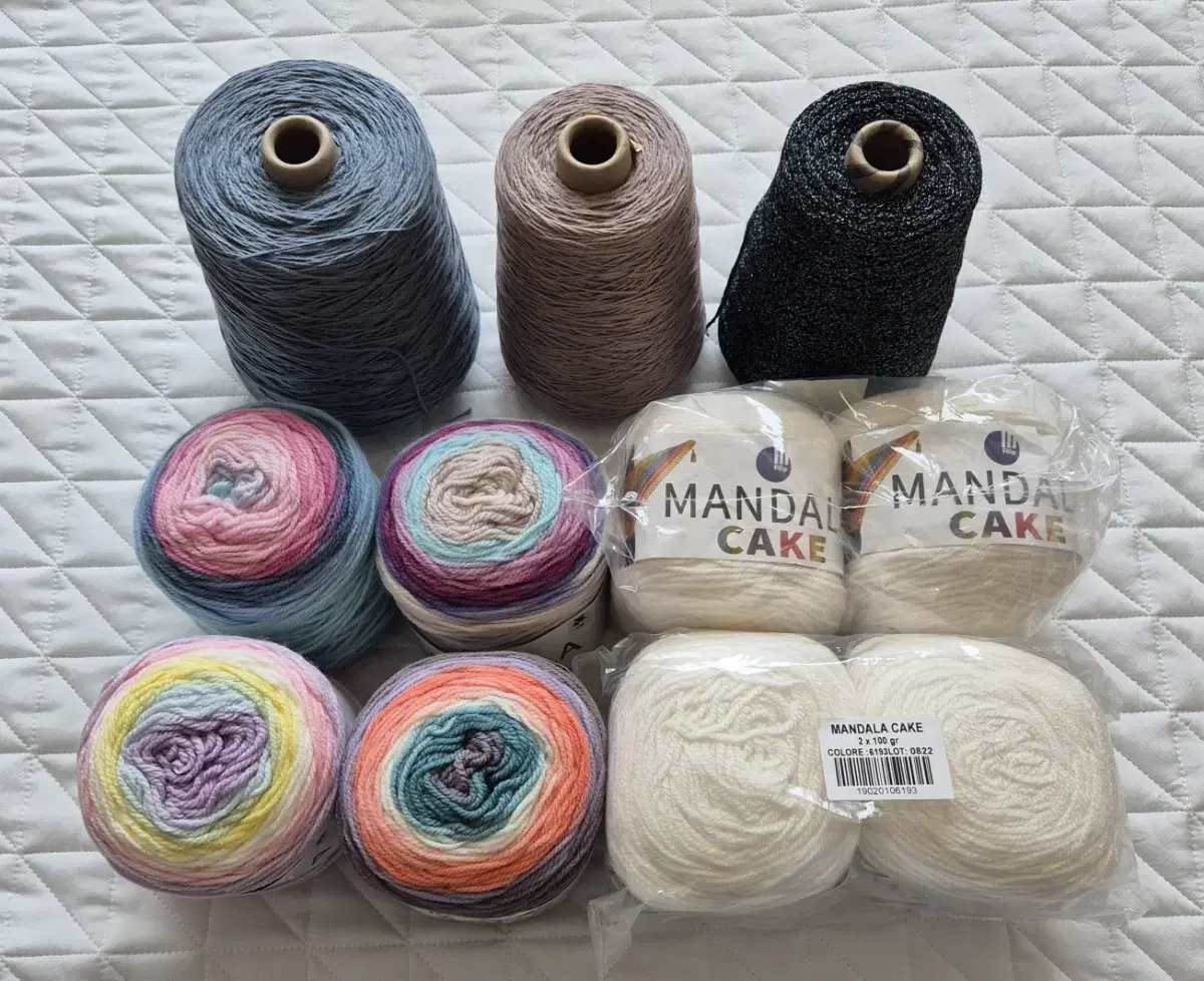 New product) Yarn set