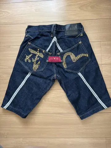 EVISU 숏팬츠 30인치