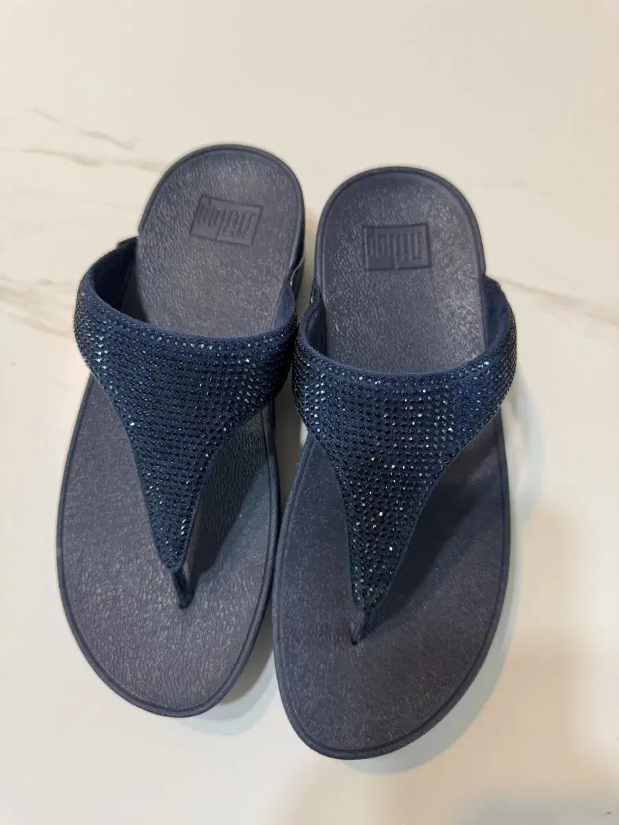Fitflop Krystal Lew Lew Thong Slipper Sandals uk3 (New)