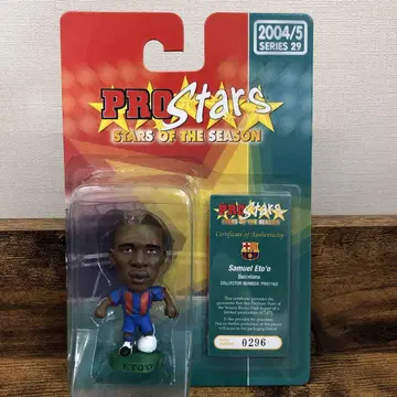사무엘 에토 바르셀로나 피규어 2004년판