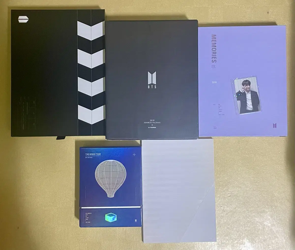 방탄 bts 아미 키트 써머패키지 메모리즈 윙즈 dvd 윙즈 프로그램북