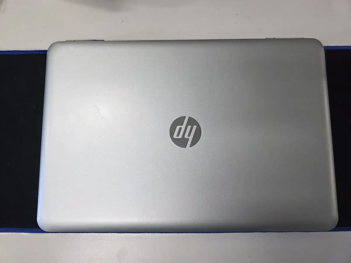 HP i7 Gaming Laptop i7-7700HQ / GTX 1050