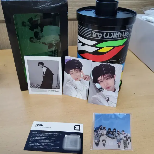 투어스 3집 앨범 경민 도훈 신유 한진 지훈 영재