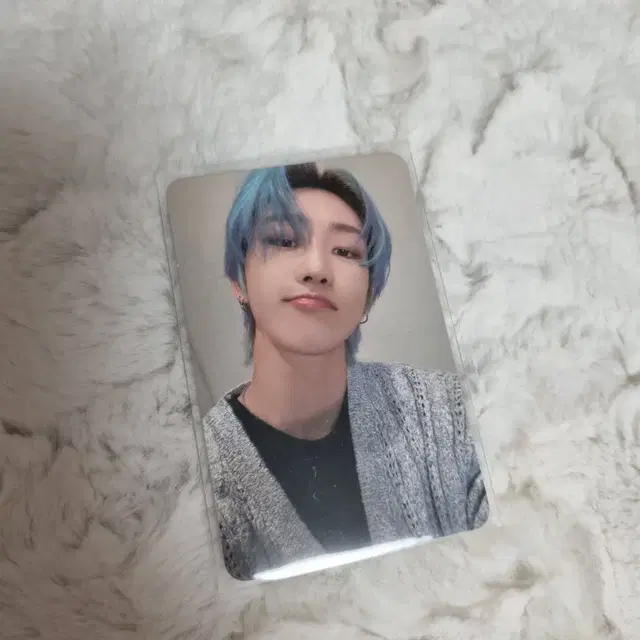 세븐틴 디에잇 페더썬 이즈위 포카