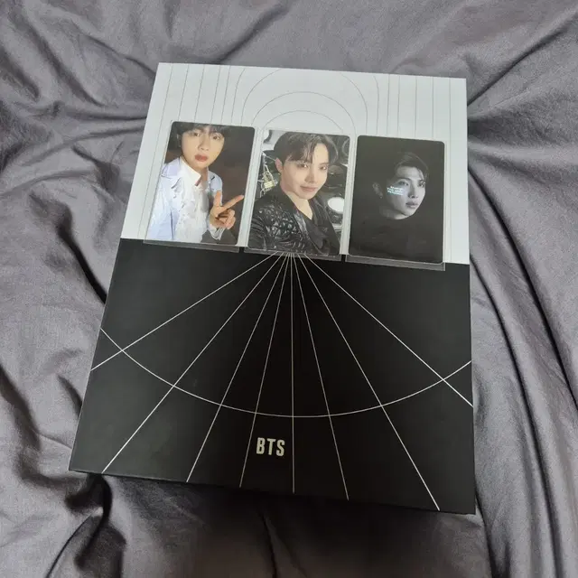 방탄소년단 맵오브더소울 컨셉 포토북 초회한정 포스터 포함(포카O) 양도