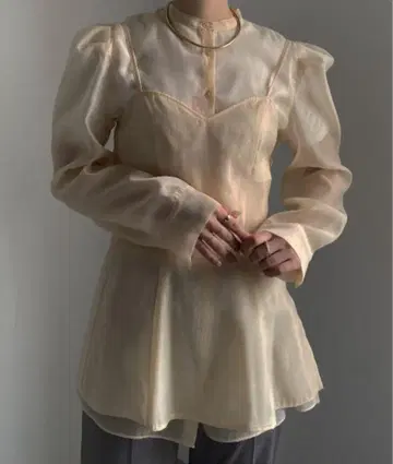 버스티어 레이어드 시어 셔츠