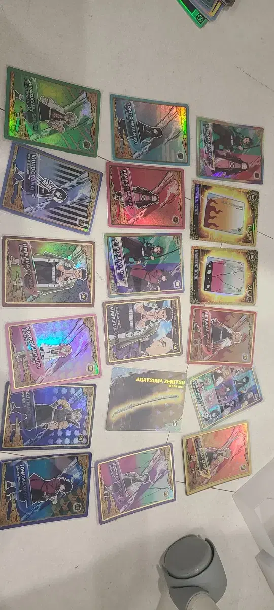 Demon Slayer cards bulk (please inquire for individual purchases).