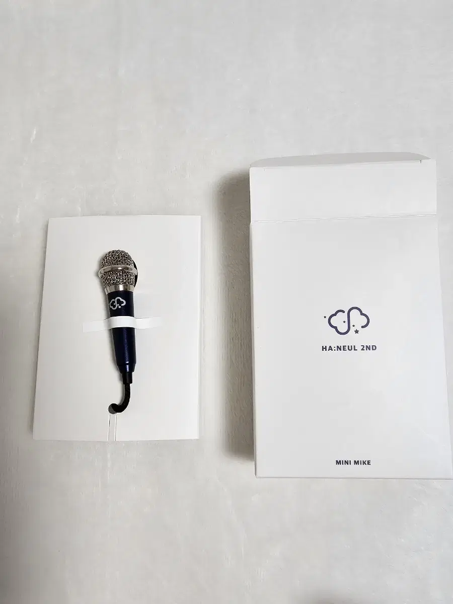 Sungwoon fan club kit mini microphone new product