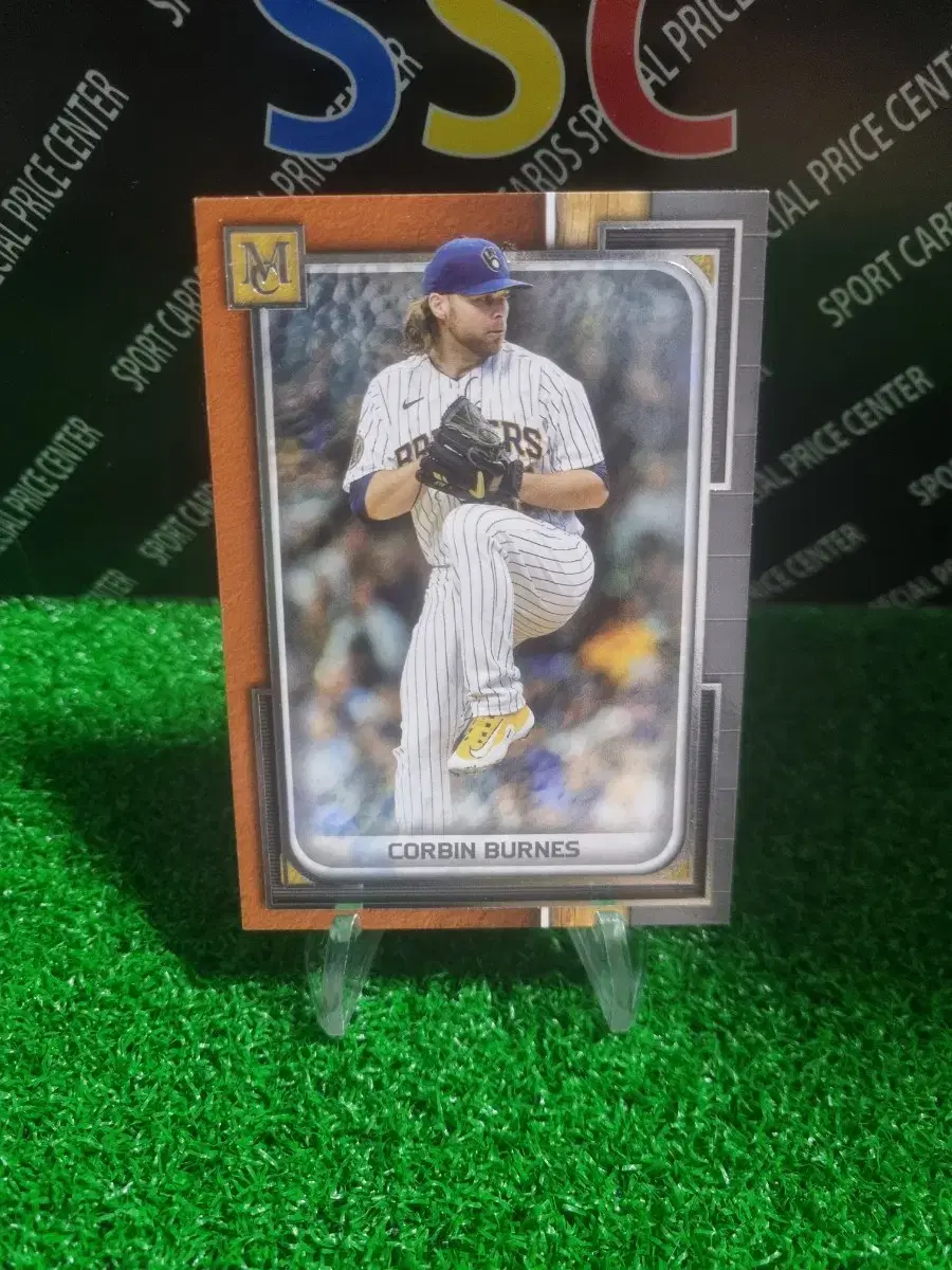23 Tops Museum Milwaukee Brewers Corbin Burnes Baseball Card