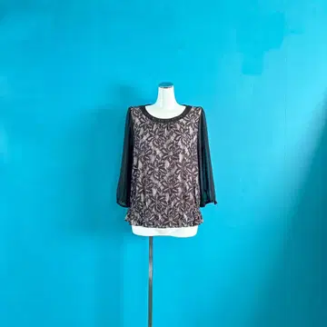 1269 로샤스 엘레강트한 레이스 탑 5부 소매 시어 도킹