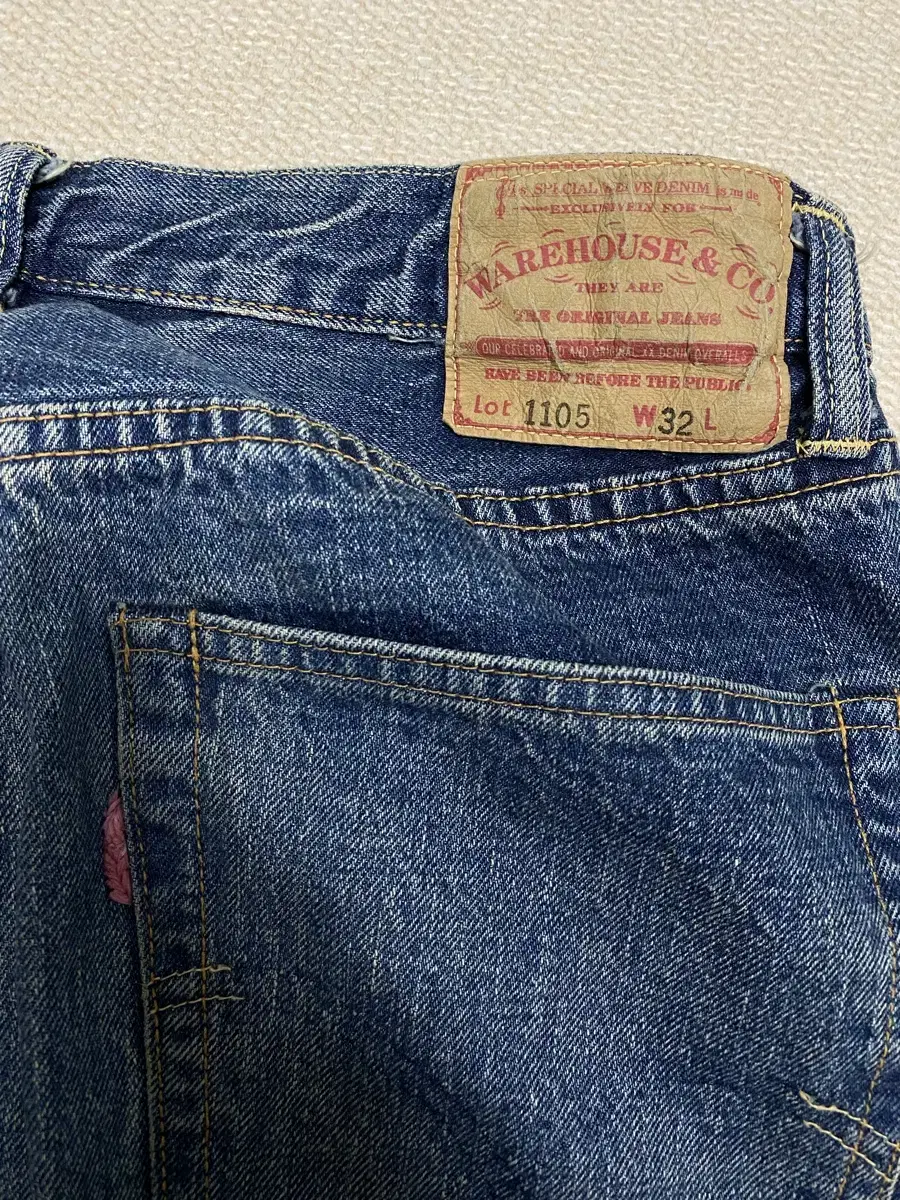 (32) Warehouse 1105 medium indigo warehouse