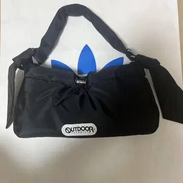 OUTDOOR 백 프릭스 스토어