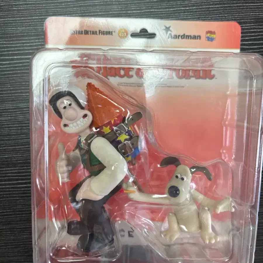 UDF NO.423 Wallace and Gromit Feathers McGraw Figures #맥그로우