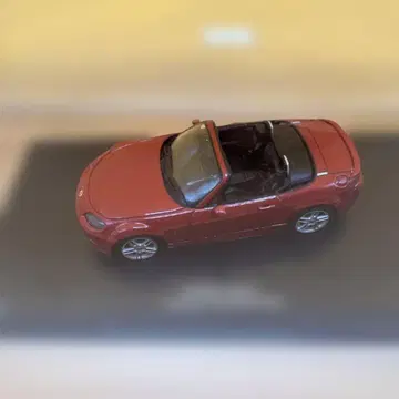 MX-5 NC 로드스터 빨간색 미니카 1/43