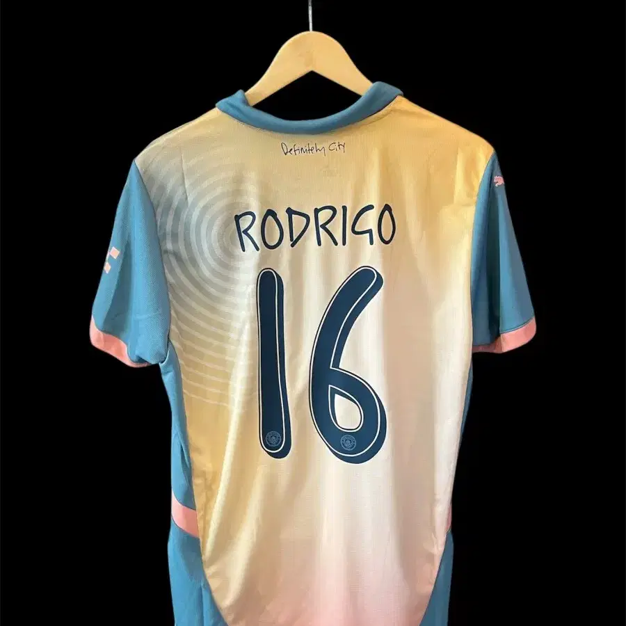 M] Man City Oasis Kit Rodri Jersey #오아시스킷,#유니폼 on Bunjang