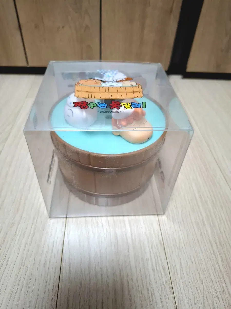 Selling Crayon Shin-chan figure USB humidifier