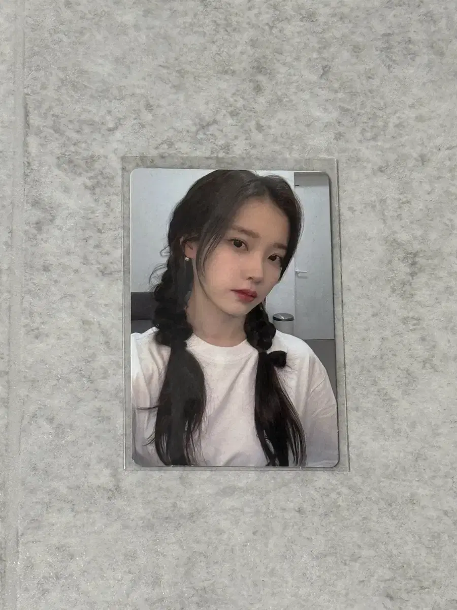 아이유 생카 특전
