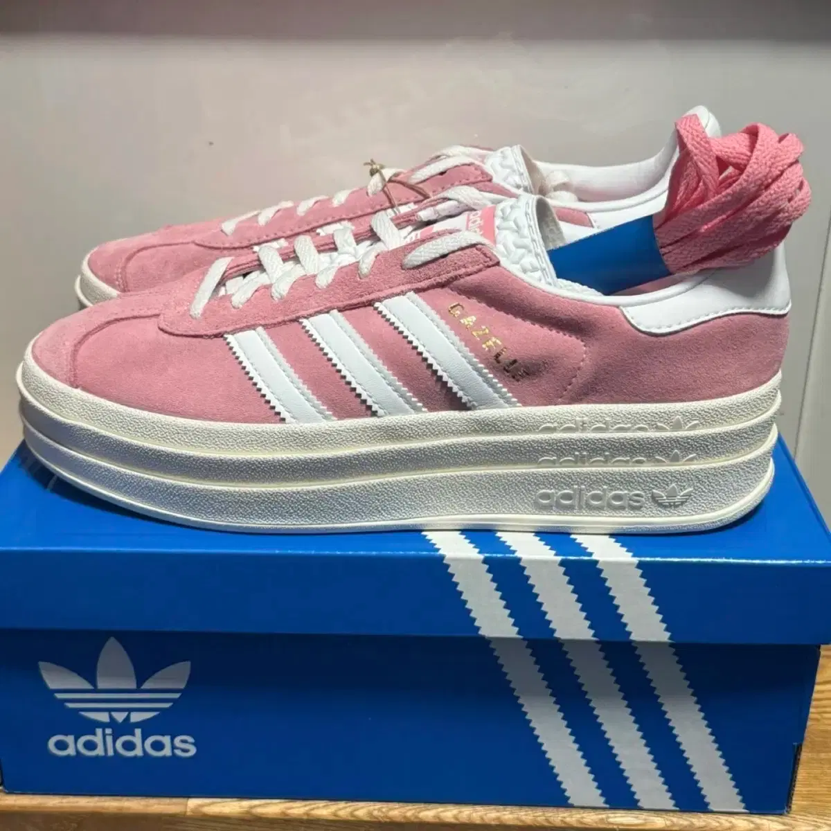 adidas gazelle silver green womens Adidas Originals