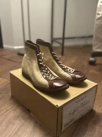 클린치 마스터 트레이너 브라스 도쿄
