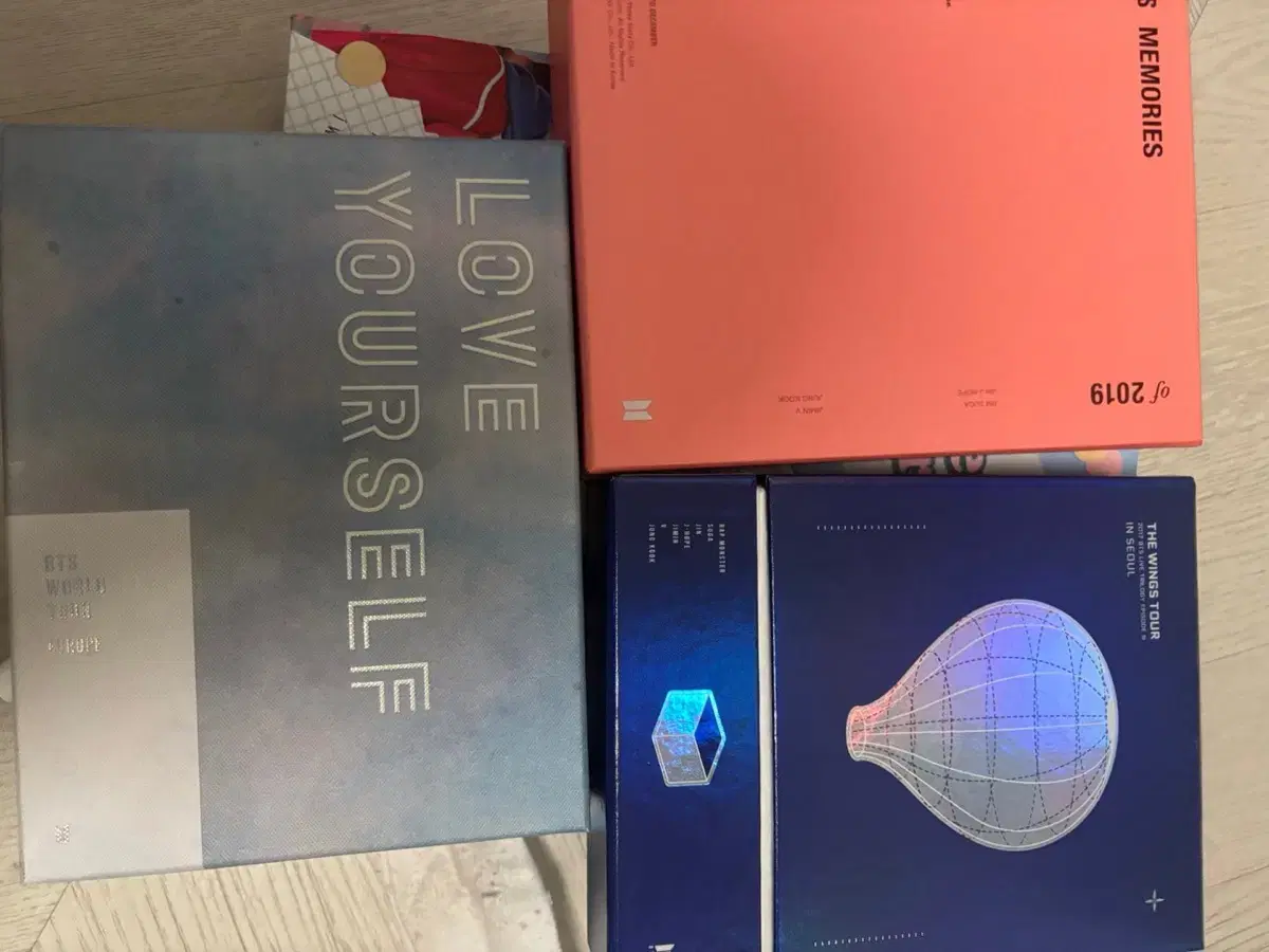 방탄소년단 디비디 앨범 굿즈 팝니다!