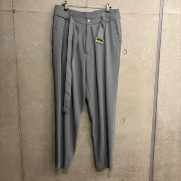 CULLNI STUDIOUS 별주 BELTED SLACKS 테이퍼드 팬츠
