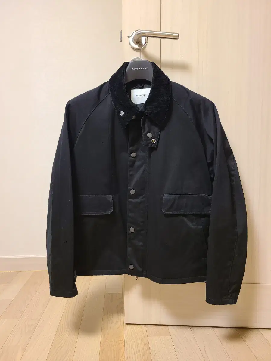 Outstanding Corduroy Kara Short Jacket Black M Size