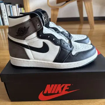 Air Jordan 1 High OG 세일/다크 모카