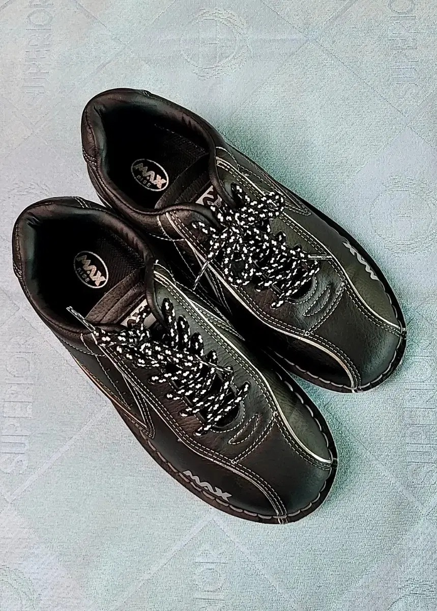 MAX Black Bowling Shoes, Great Value, 235mm
