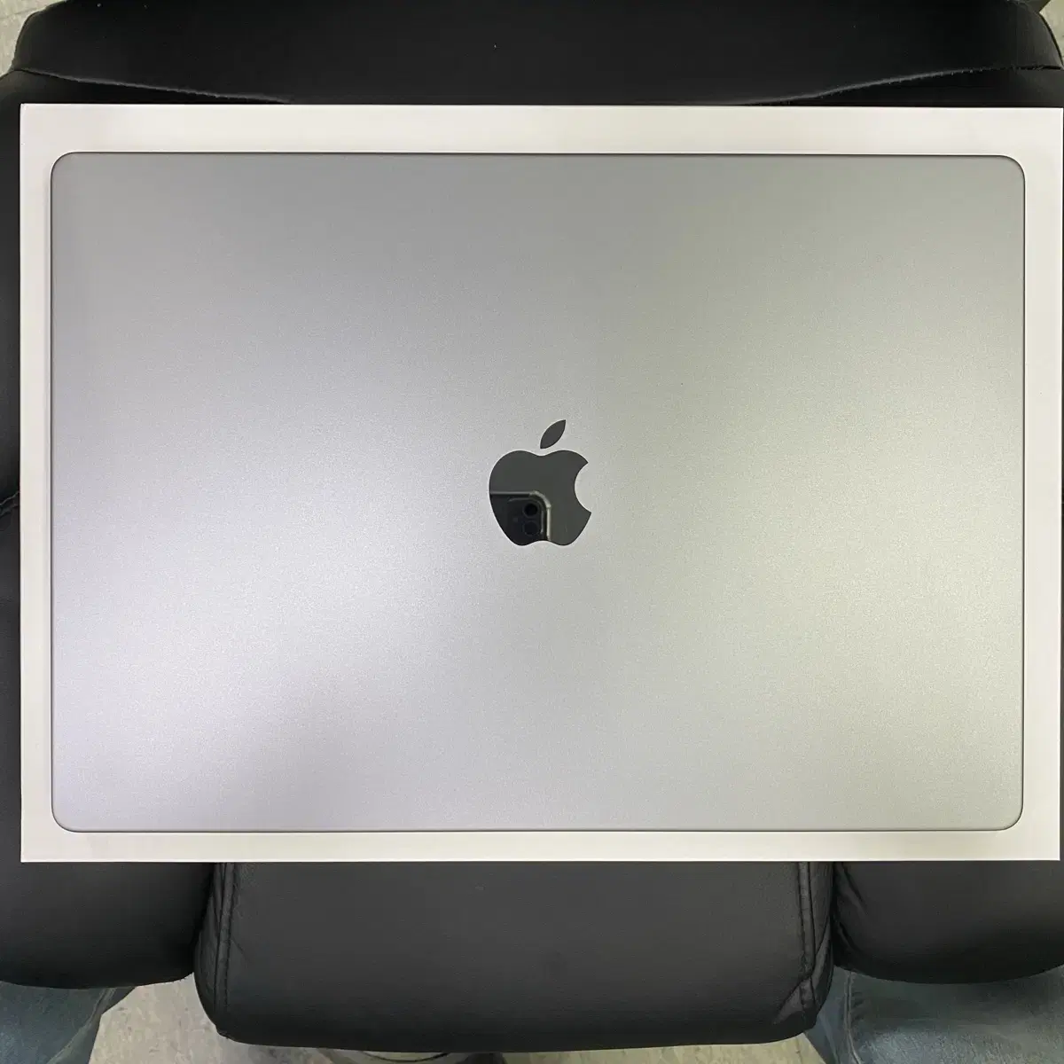 MacBook Pro 16-inch M1pro 16GB 512GB Like New Unsealed