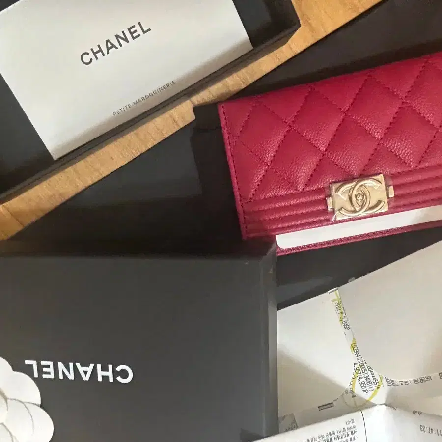 미개봉 보이샤넬 카드슬롯