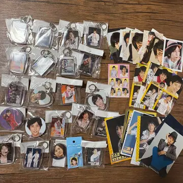 아라시 니노미야 카즈나리 키링, 사진, 캔뱃지, 씰 등 다양한 세트